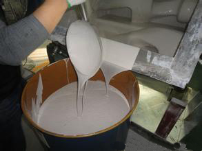 耐低溫模具硅膠能耐低溫多少度？