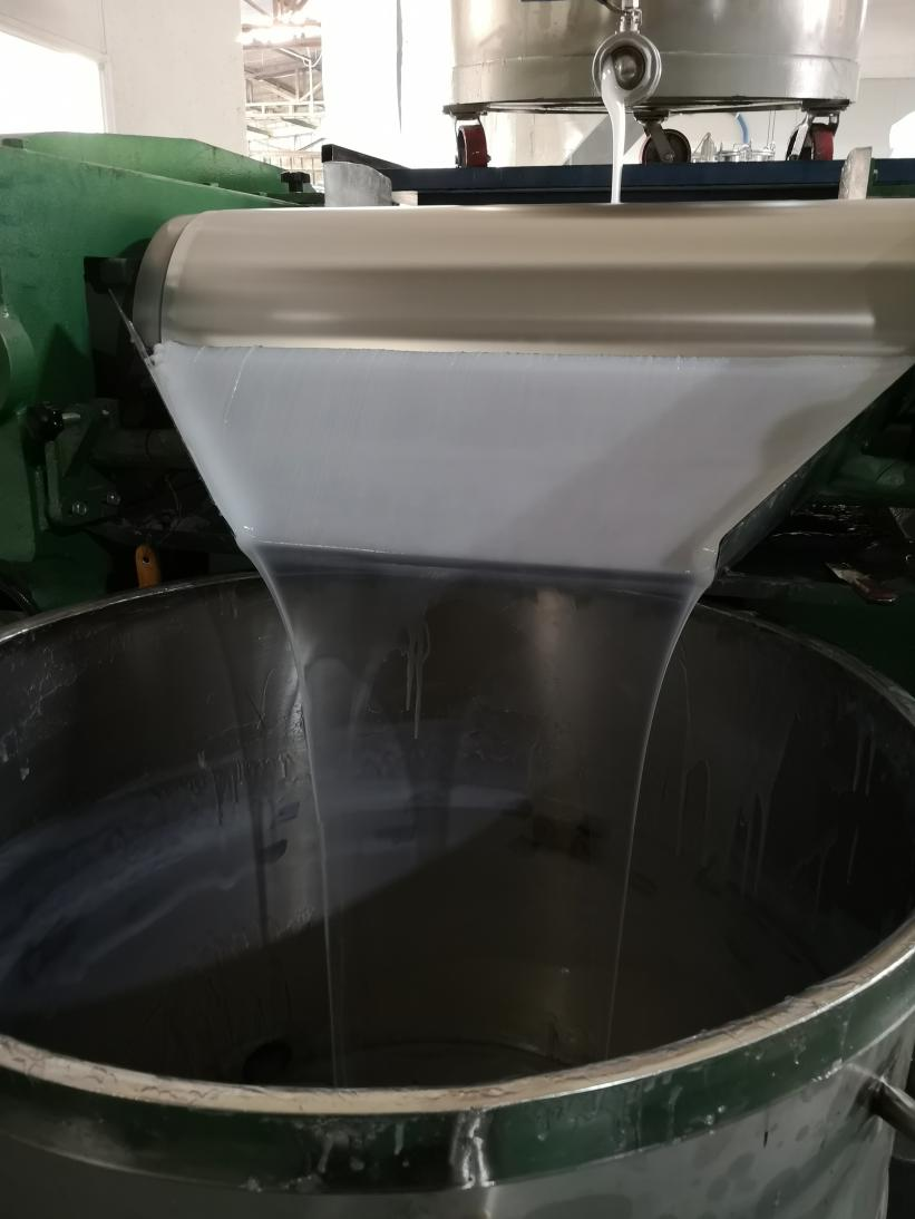 影響模具硅膠粘性因素有哪些？